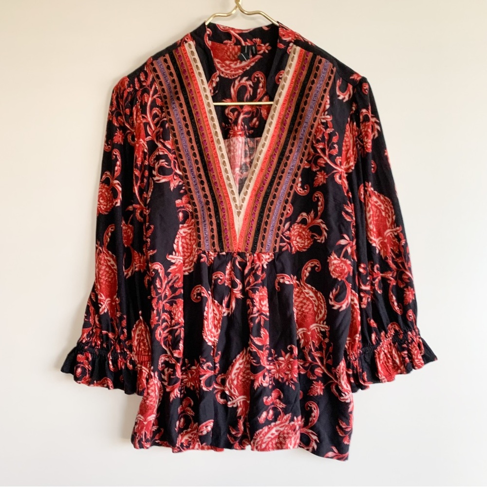 Blank London Anthropologie Floral V-Neck Top Embroidered - Picture 3 of 8